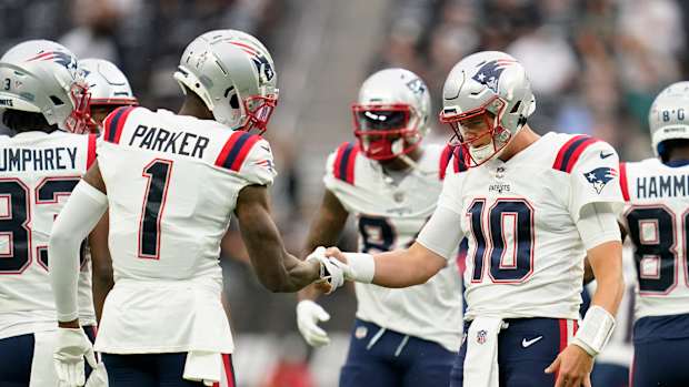 Patriots - DeVante Parker Mac Jones